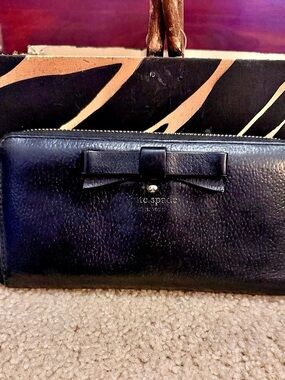 Kate Spade Bow Zip-Around Wallet in Black & Blue